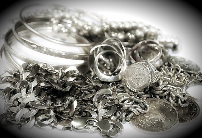 sell silver jewelry sell sterling silver flatware get cash for silver